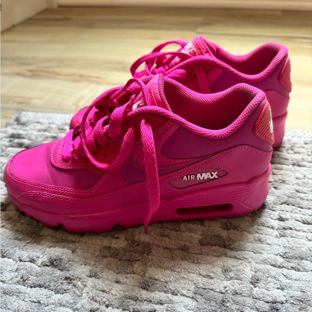 Nike Air Max Pink Sneakers